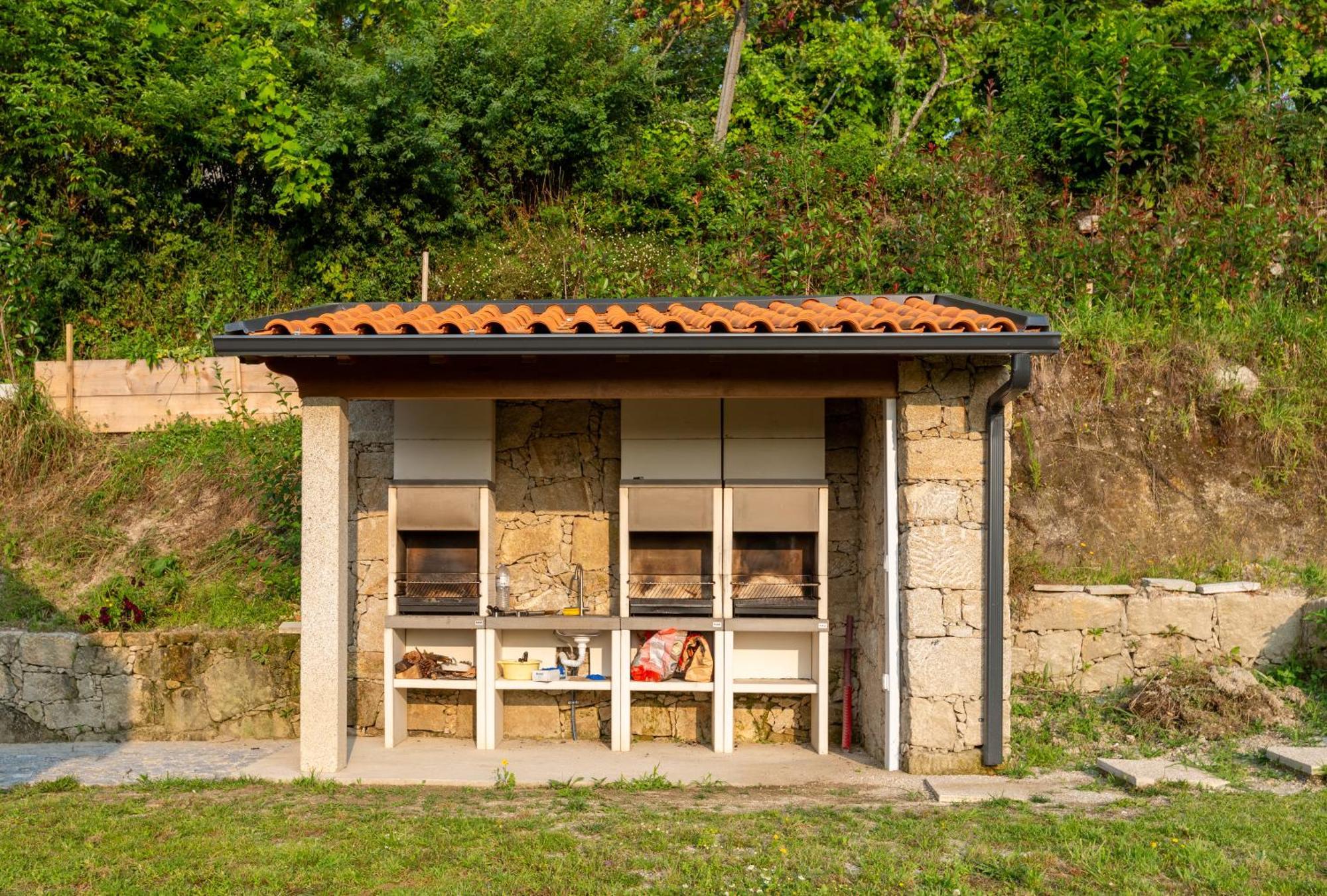 Casas De Bouro 2 Casa Dos Jarros Villa Terras de Bouro Eksteriør bilde
